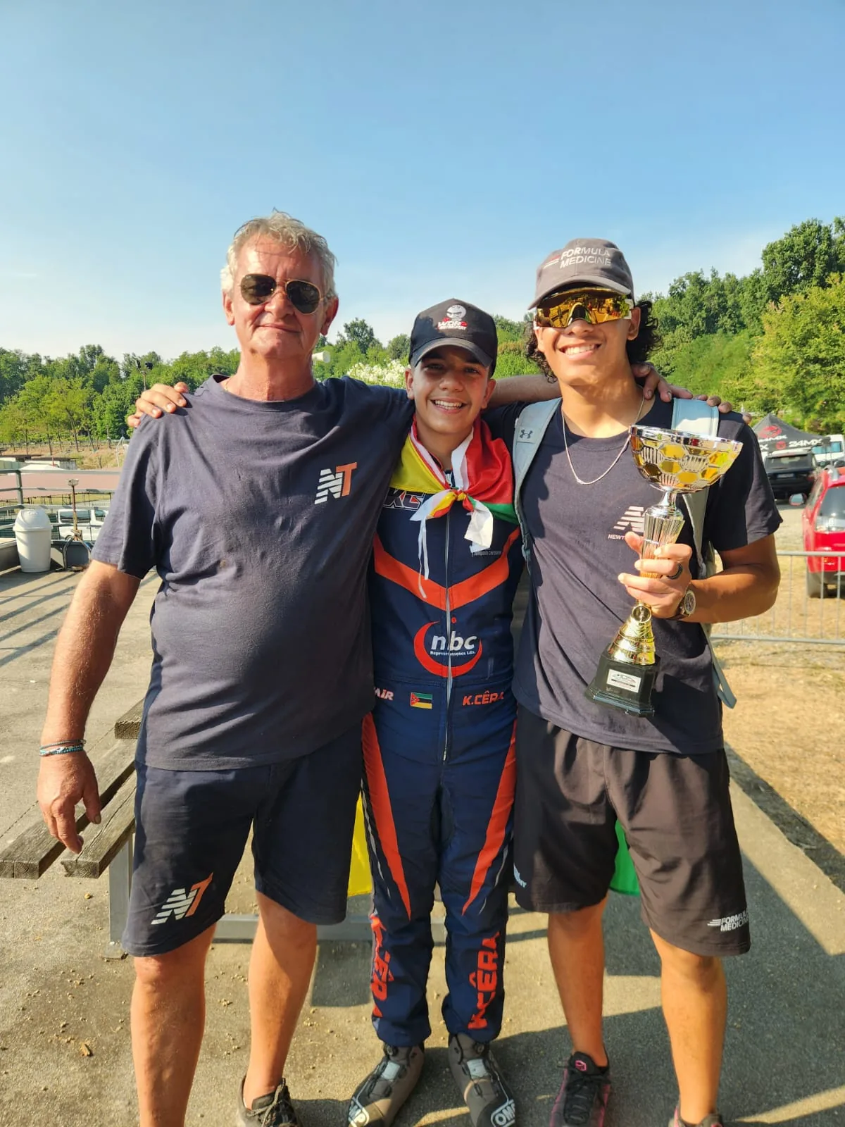 Kayo Cêra em prova de karting